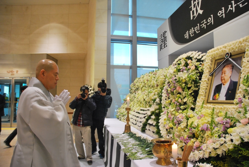 2011.11.25_故박병선박사 조문